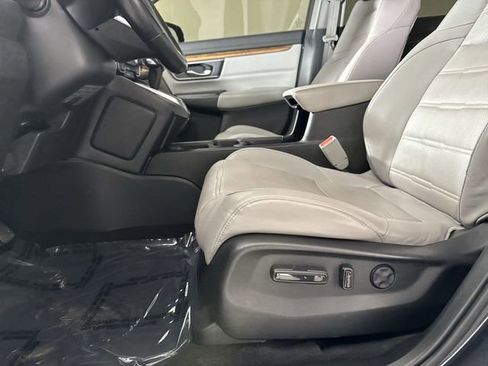 Used 2017 Honda CR-V Touring image 21