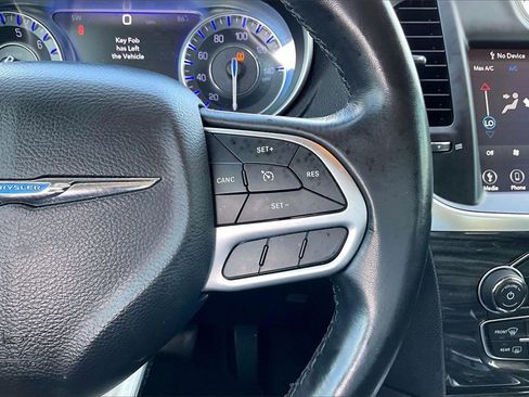 Used 2021 Chrysler 300 Touring w/ Sport Appearance Package image 11