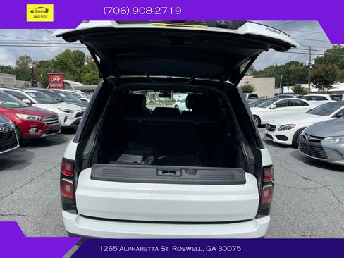 Used 2020 Land Rover Range Rover HSE image 9