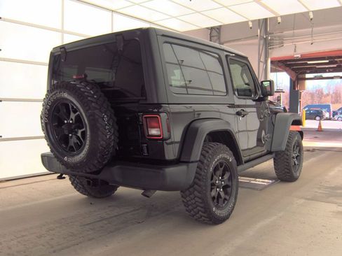 Used 2021 Jeep Wrangler Sport AWD/4WD image 2