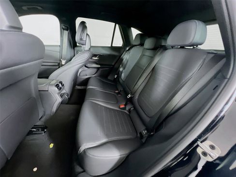 New 2026 Mercedes-Benz GLC 300 GLC 300 image 21