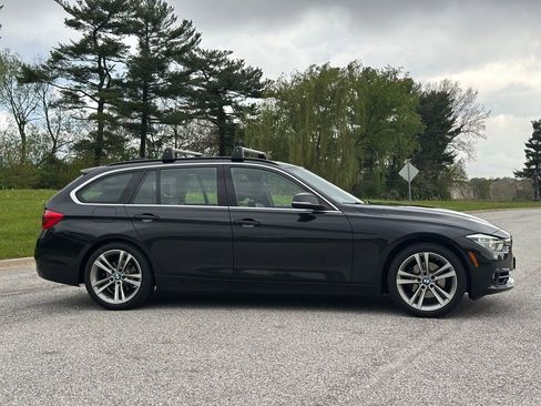 Used 2016 BMW 328i xDrive Wagon AWD/4WD image 8