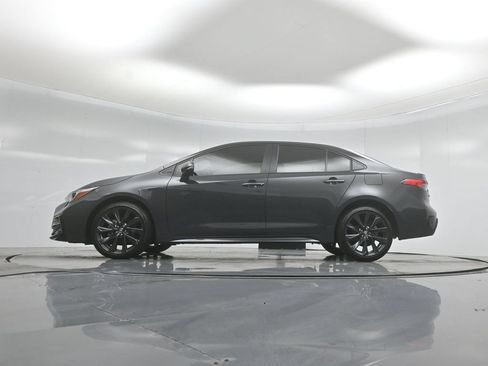 Used 2026 Toyota Corolla SE FWD image 7