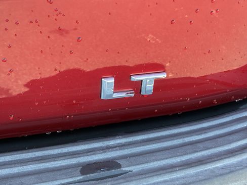 Used 2022 Chevrolet Tahoe LT w/ Luxury Package image 11