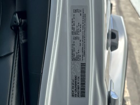 Used 2024 Jeep Wrangler Unlimited Sahara w/ Safety Group AWD/4WD image 27