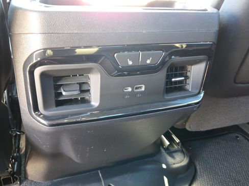 Used 2022 GMC Sierra 1500 AT4X image 26