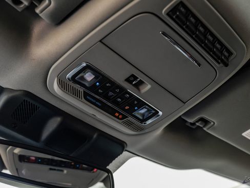 Used 2023 Ford F250 Lariat w/ Lariat Ultimate Package image 44