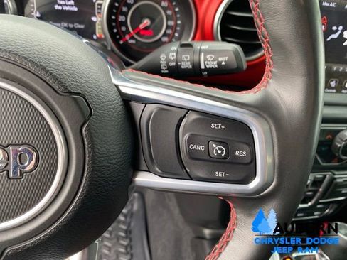 Used 2021 Jeep Wrangler Unlimited Rubicon AWD/4WD image 36