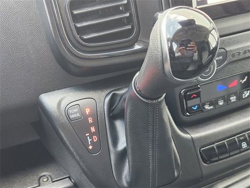 Used 2026 RAM ProMaster 2500 w/ Convenience Group FWD image 24