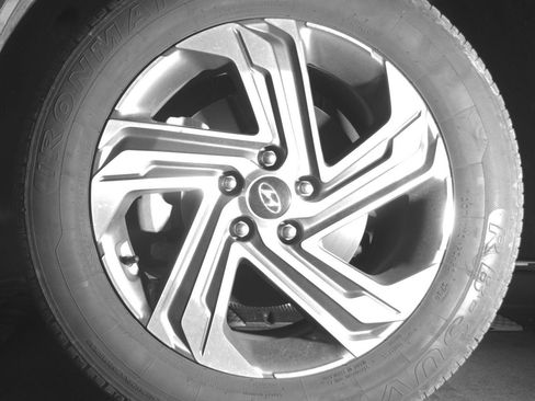 Used 2023 Hyundai Santa Fe SEL image 12