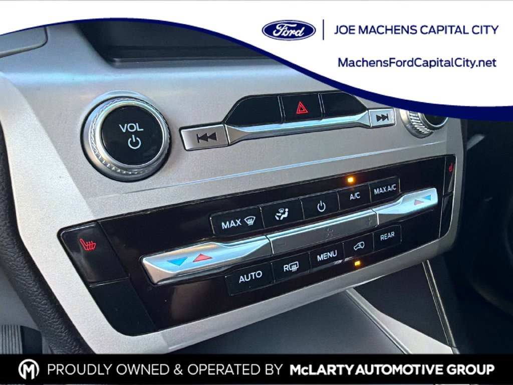 Used 2023 Ford Explorer XLT w/ Class IV Trailer Tow Package AWD/4WD image 24
