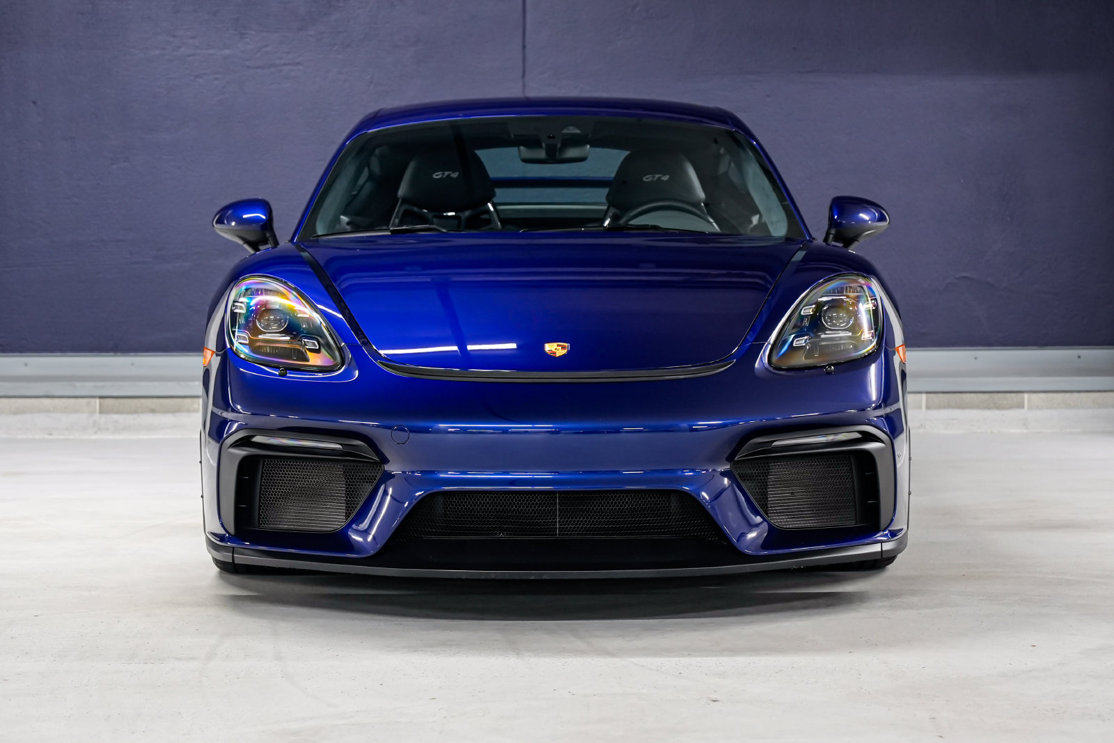 Used 2020 Porsche 718 Cayman GT4 RWD image 5
