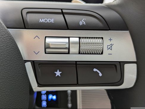 New 2026 Hyundai Tucson Limited FWD image 28