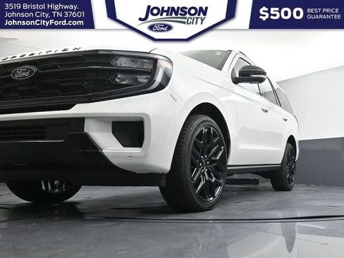 New 2026 Ford Expedition Platinum w/ Stealth Performance Package AWD/4WD image 27