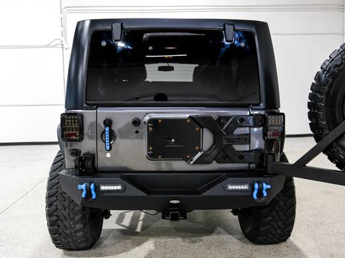 Used 2016 Jeep Wrangler Unlimited Rubicon AWD/4WD image 66