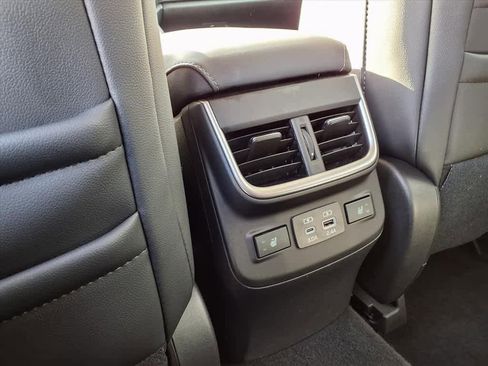 Used 2024 Subaru Outback Limited image 10