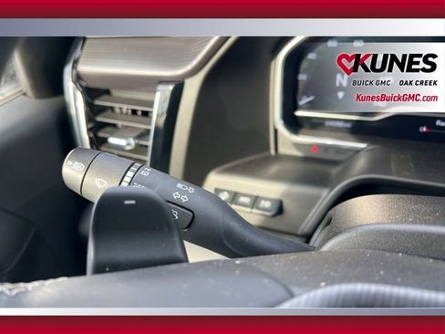 Used 2024 GMC Sierra 1500 Denali Ultimate image 16