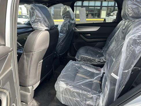 New 2025 MAZDA CX-90 Plug-In Hybrid w/ Premium Plus image 24