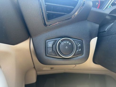 Used 2018 Ford Escape SEL FWD image 25