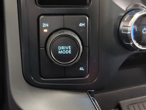 Used 2025 Ford F150 XLT w/ Equipment Group 303A High AWD/4WD image 29
