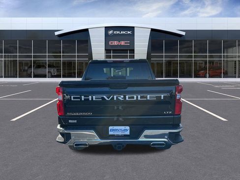 Used 2025 Chevrolet Silverado 1500 LTZ w/ LTZ Convenience Package II AWD/4WD image 4