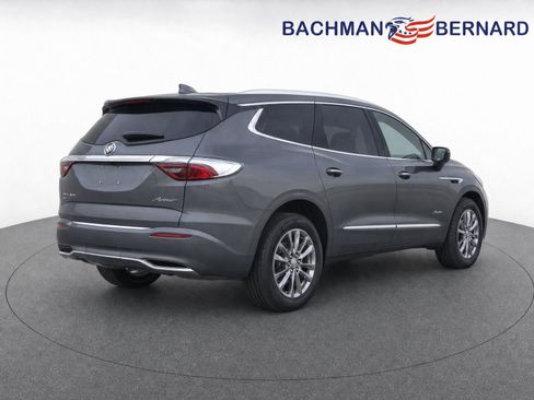 Used 2023 Buick Enclave Avenir AWD/4WD image 7