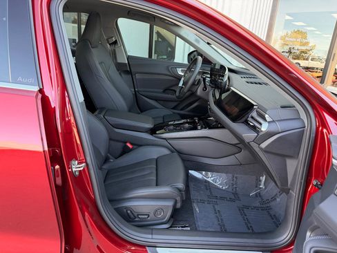 Used 2025 Audi A5 2.0T Prestige w/ 19" Wheel Package image 22