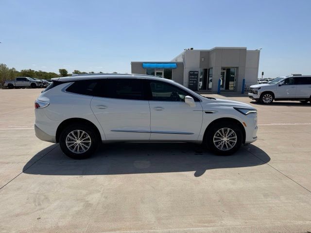 Used 2022 Buick Enclave Essence w/ LPO, Floor Liner Package FWD image 2