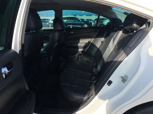 Used 2011 Nissan Maxima 3.5 SV image 4