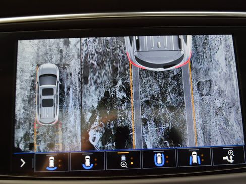 Used 2021 Buick Enclave Avenir w/ Avenir Technology Package image 22