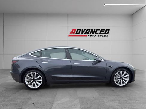 Used 2018 Tesla Model 3 Long Range AWD/4WD image 8