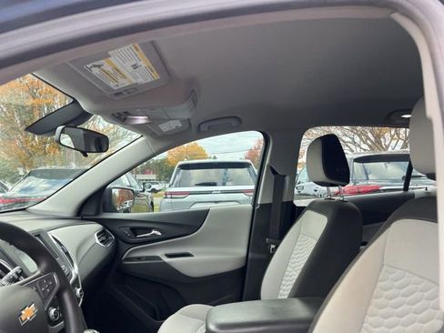 Used 2018 Chevrolet Equinox LS image 20