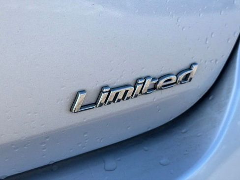 Used 2018 Hyundai Sonata Limited w/ Cargo Package FWD image 9