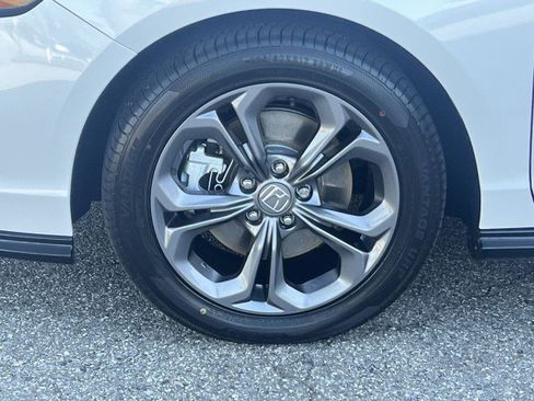 Used 2025 Honda Accord EX-L image 33