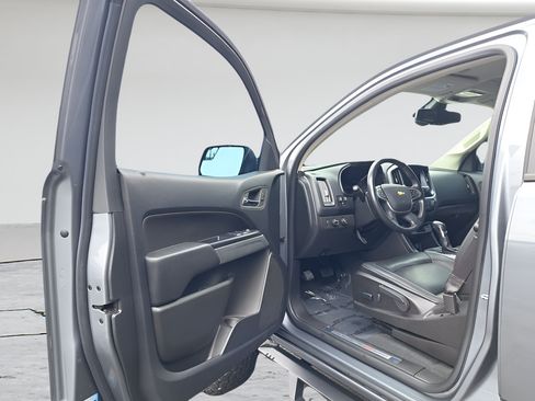 Used 2022 Chevrolet Colorado ZR2 AWD/4WD image 9