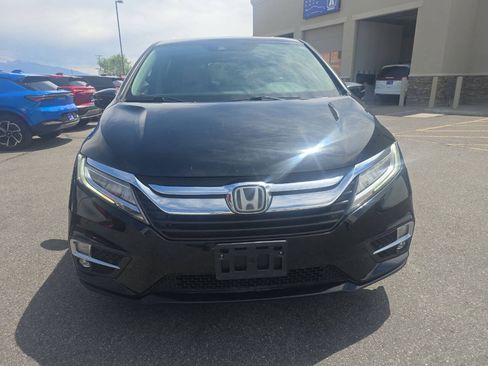 Used 2018 Honda Odyssey Elite image 2