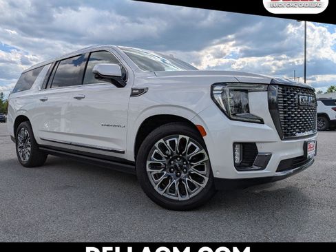 Used 2023 GMC Yukon XL Denali Ultimate AWD/4WD image 1