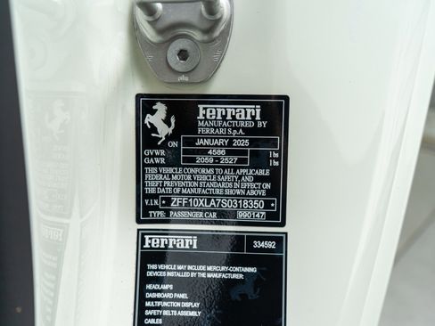 Used 2025 Ferrari 12Cilindri image 20