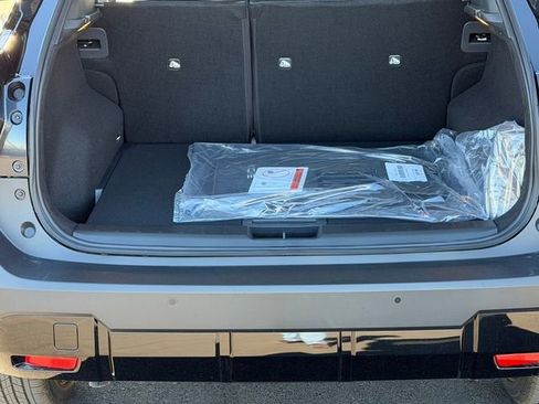 New 2026 Nissan Kicks SR w/ Cold Weather Package FWD image 4