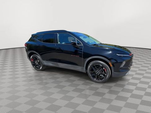 Used 2023 Chevrolet Blazer LT AWD/4WD image 9