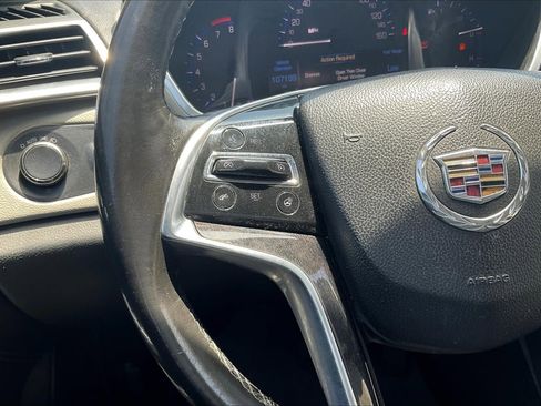 Used 2014 Cadillac SRX Luxury image 18
