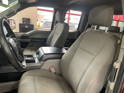 Used 2016 Ford F150 XLT w/ Equipment Group 302A Luxury AWD/4WD image 21