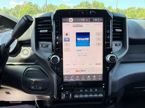 New 2026 RAM 2500 Tradesman AWD/4WD image 17