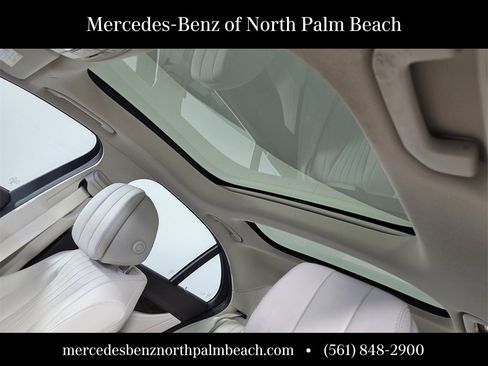 Used 2017 Mercedes-Benz E 300 4MATIC image 12
