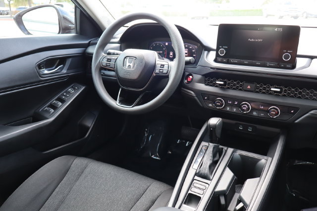 Used 2025 Honda Accord SE image 10