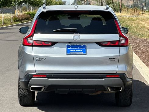 Used 2023 Honda CR-V Sport Touring image 4