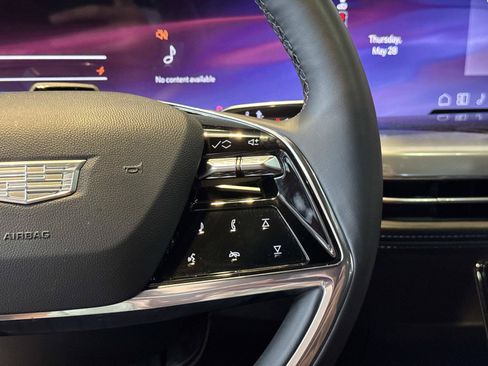 New 2025 Cadillac Escalade IQ Luxury 1 w/ LPO, Premium Carpet Package AWD/4WD image 17