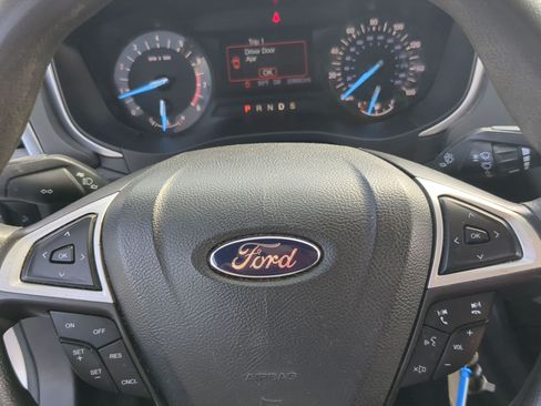 Used 2014 Ford Fusion SE FWD image 14