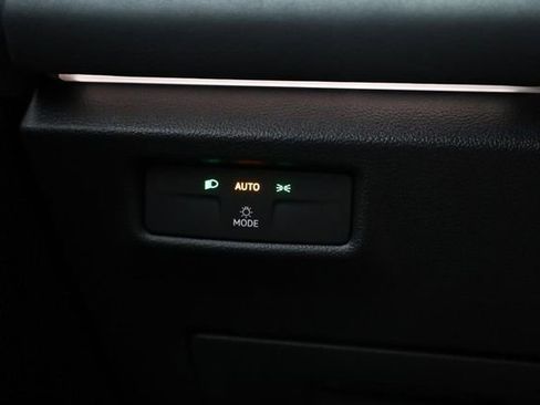 New 2026 Volkswagen Tiguan SE R-Line image 20