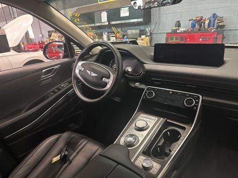 Used 2024 Genesis GV80 2.5T image 6